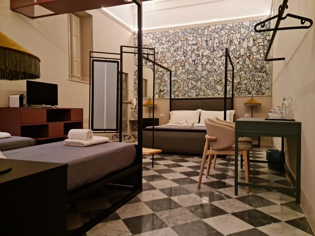Hotel Mamamia #Teatro Biondo Palermo Pensión